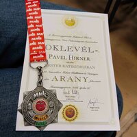 Diplom a medaile z mezinárodní modelářské výstavy v Mosonmagyaróváru z roku 2026.