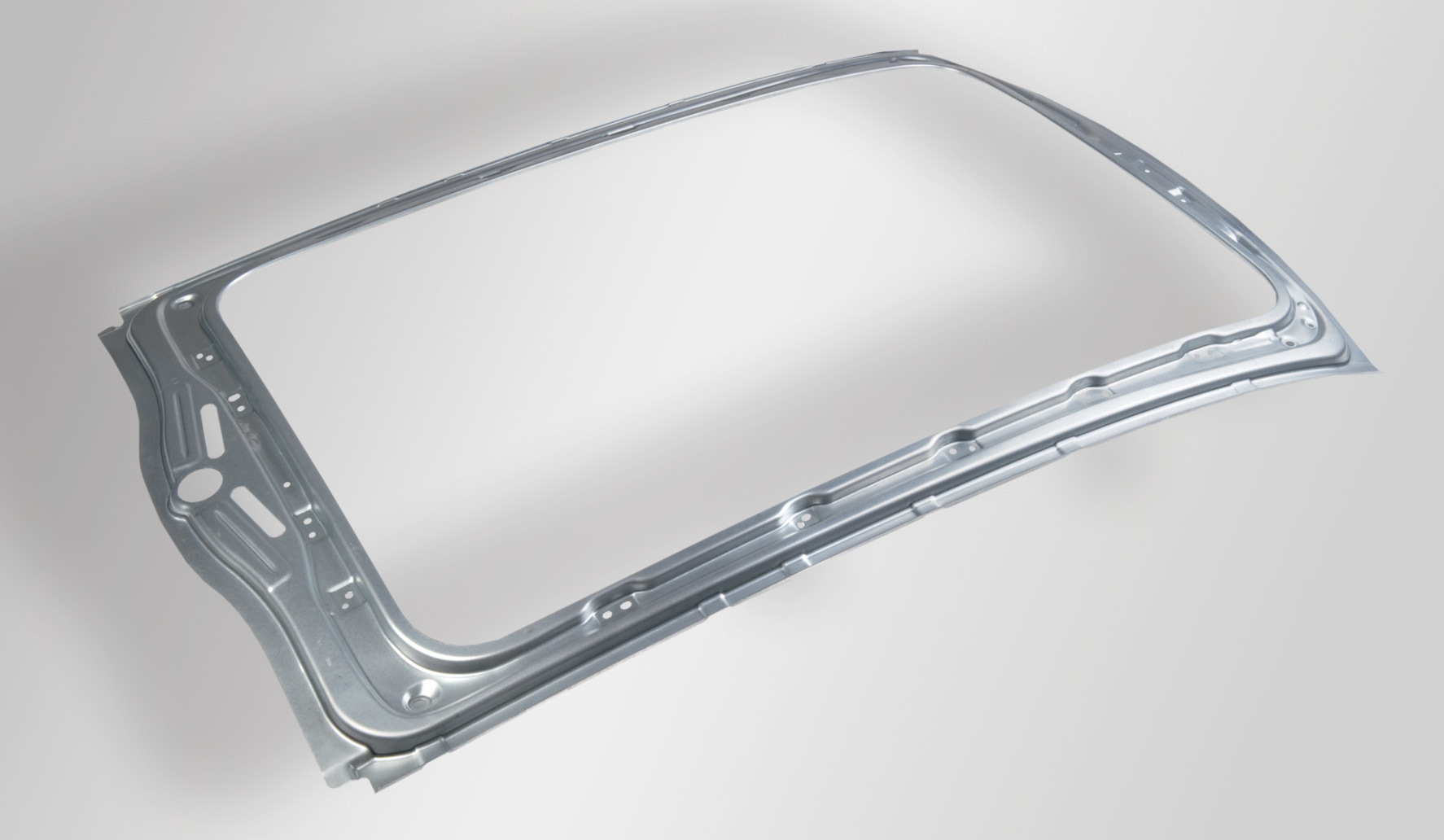 Verstärkungsrahmen aus Stahlblech, hergestellt mit einem Linienwerkzeug in der Kaltumformung.